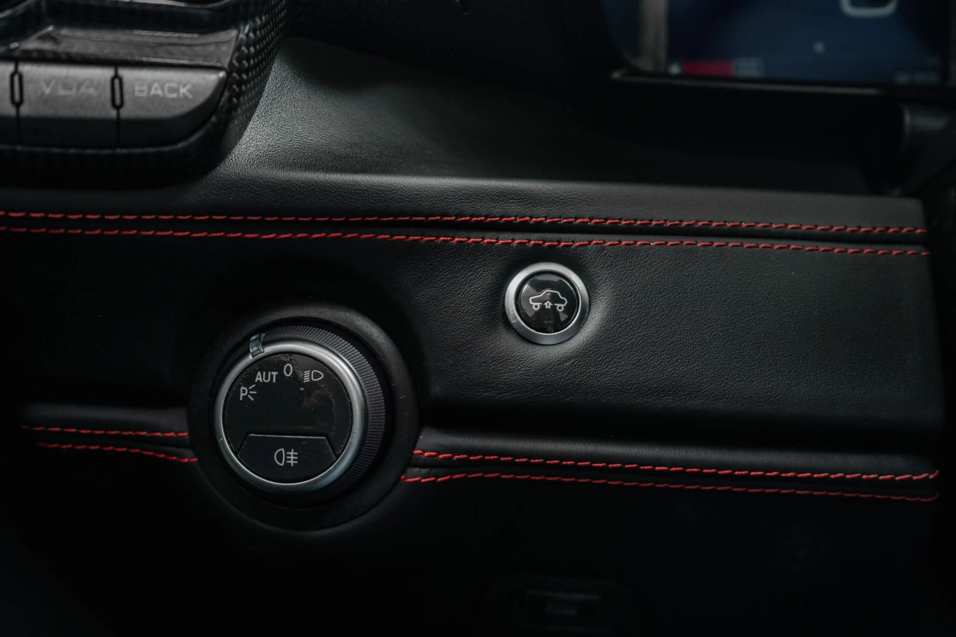 mph029_3207103417_Used_2018_Ferrari_488_Spider_1783615982_50f4ffb2b3