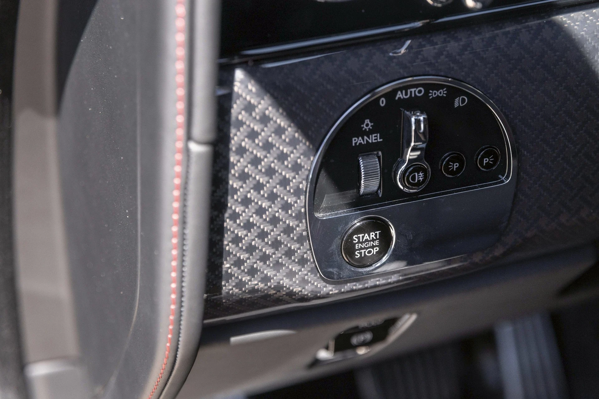 mph029_3209530477_Hi_Tech_Luxury_Imports_LLC_SLA_43_HA_07_TU_235148_image_29_bca9f751b5