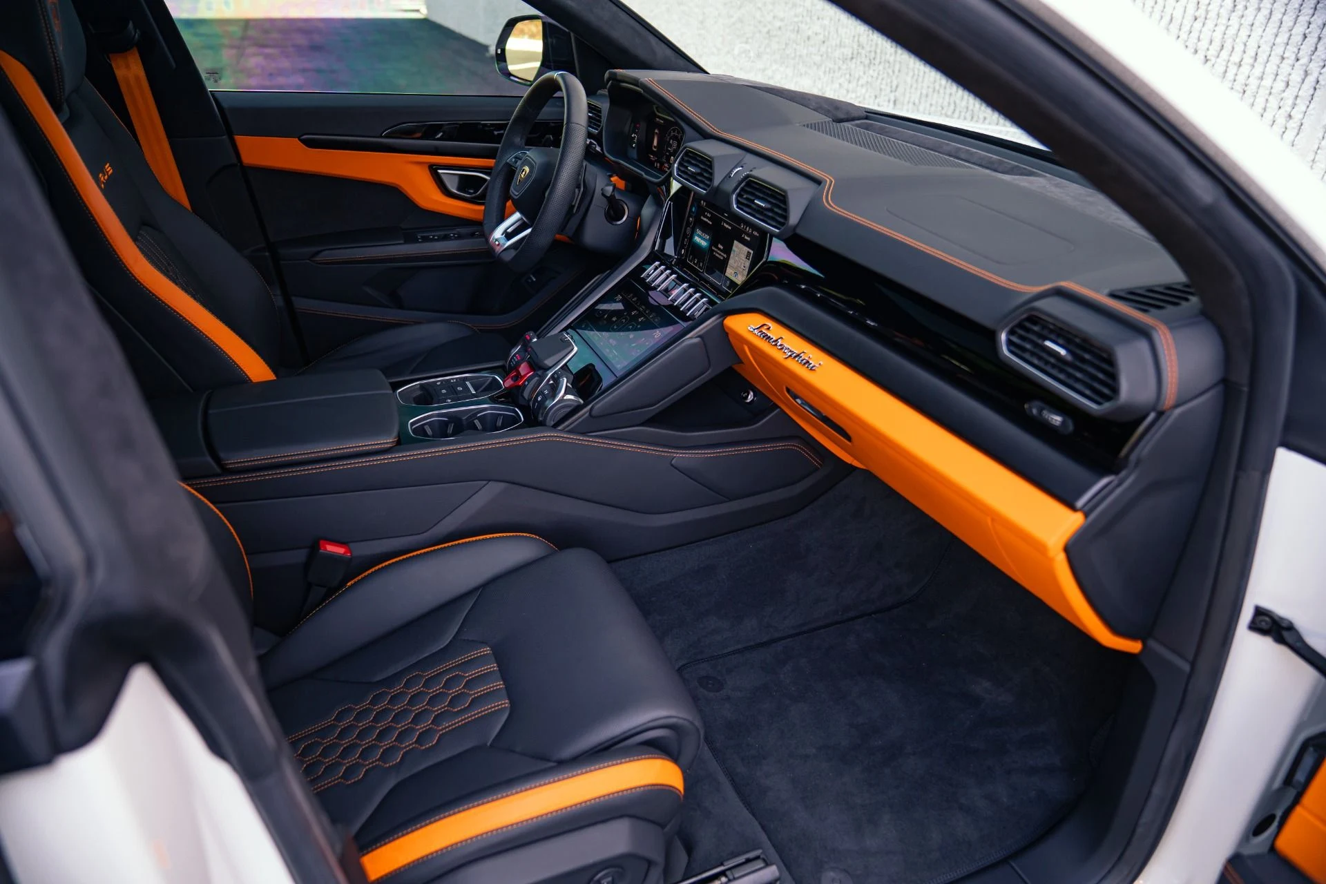 mph029_3209603222_Used_2024_Lamborghini_Urus_S_HUGE_295296_Original_MSRP_Low_Mile_1787089890_e5999ad908