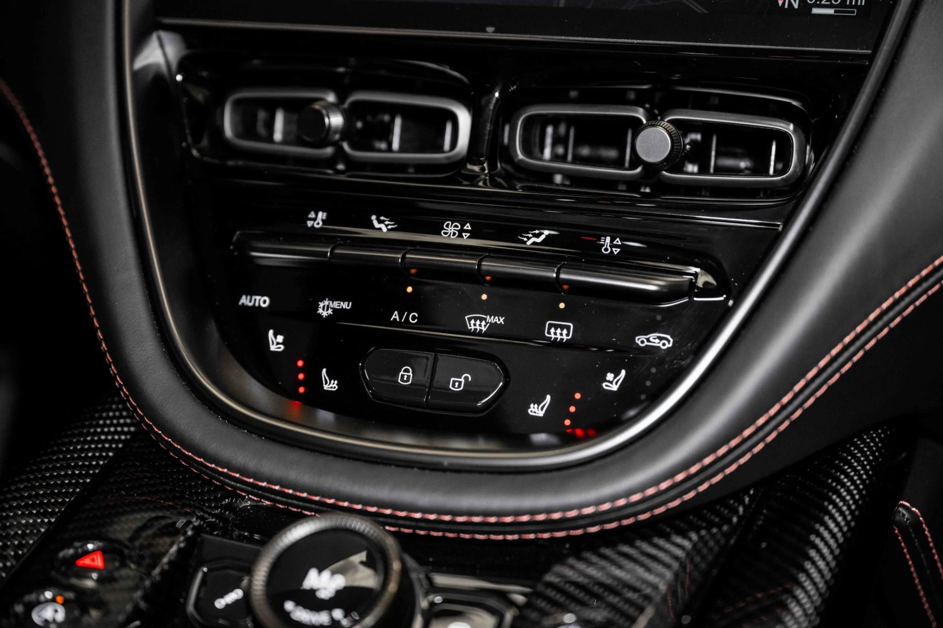 mph029_3215663319_Used_2023_Aston_Martin_DBX_707_1729954912_f0445eeb28