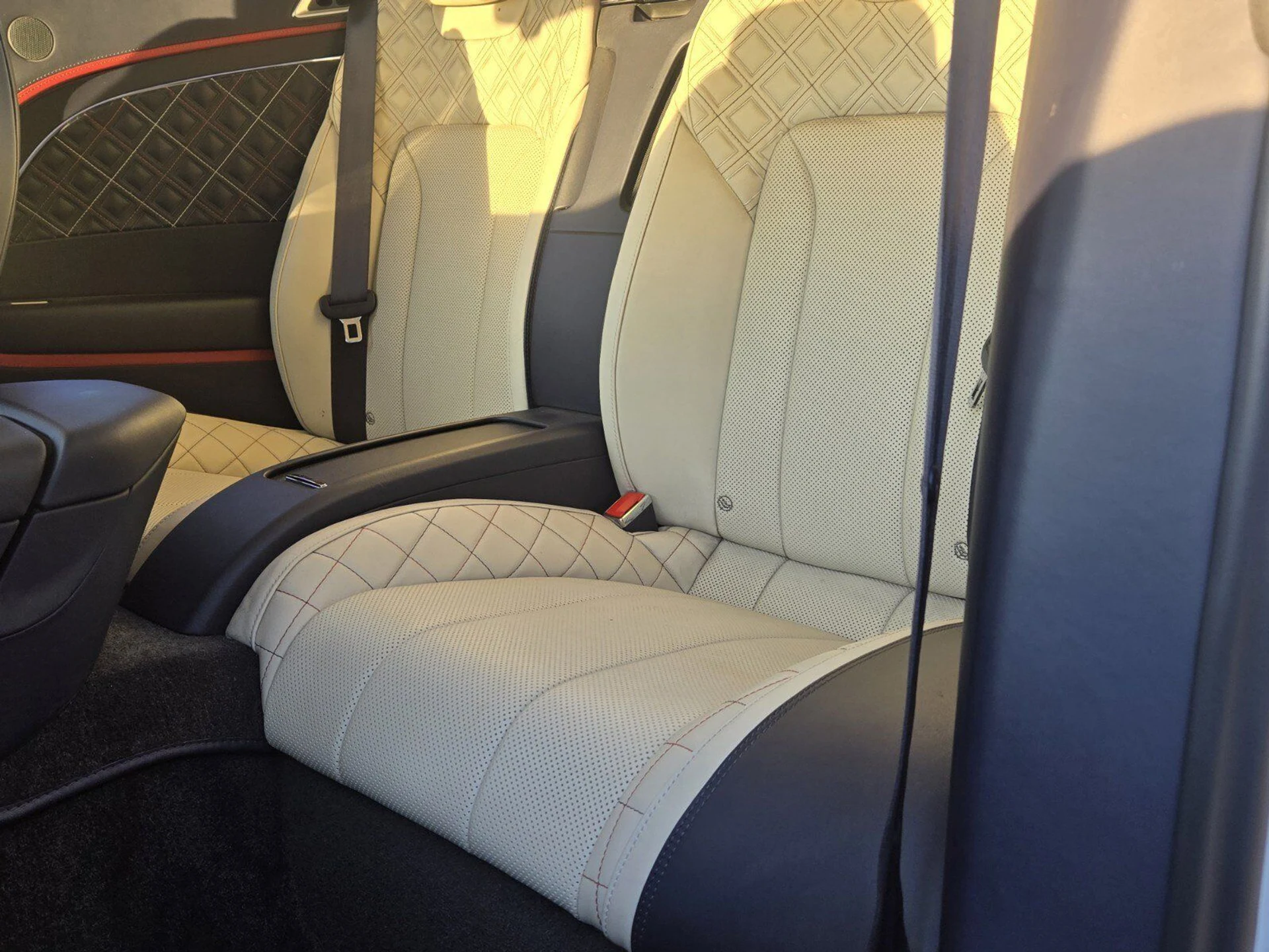 mph029_3216443490_7bec31ed997cd91faf407d337b308f93x_f751210aaa