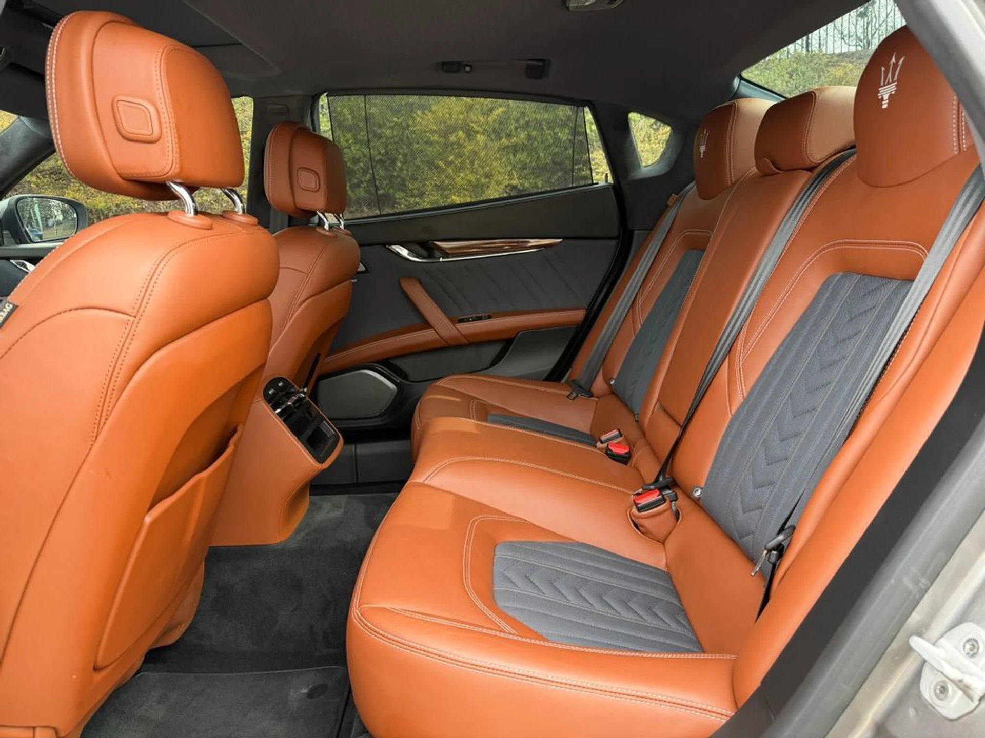 mph029_3224056825_1708f64390bf48c2b6d2ba7fe805ef1a_d187455746