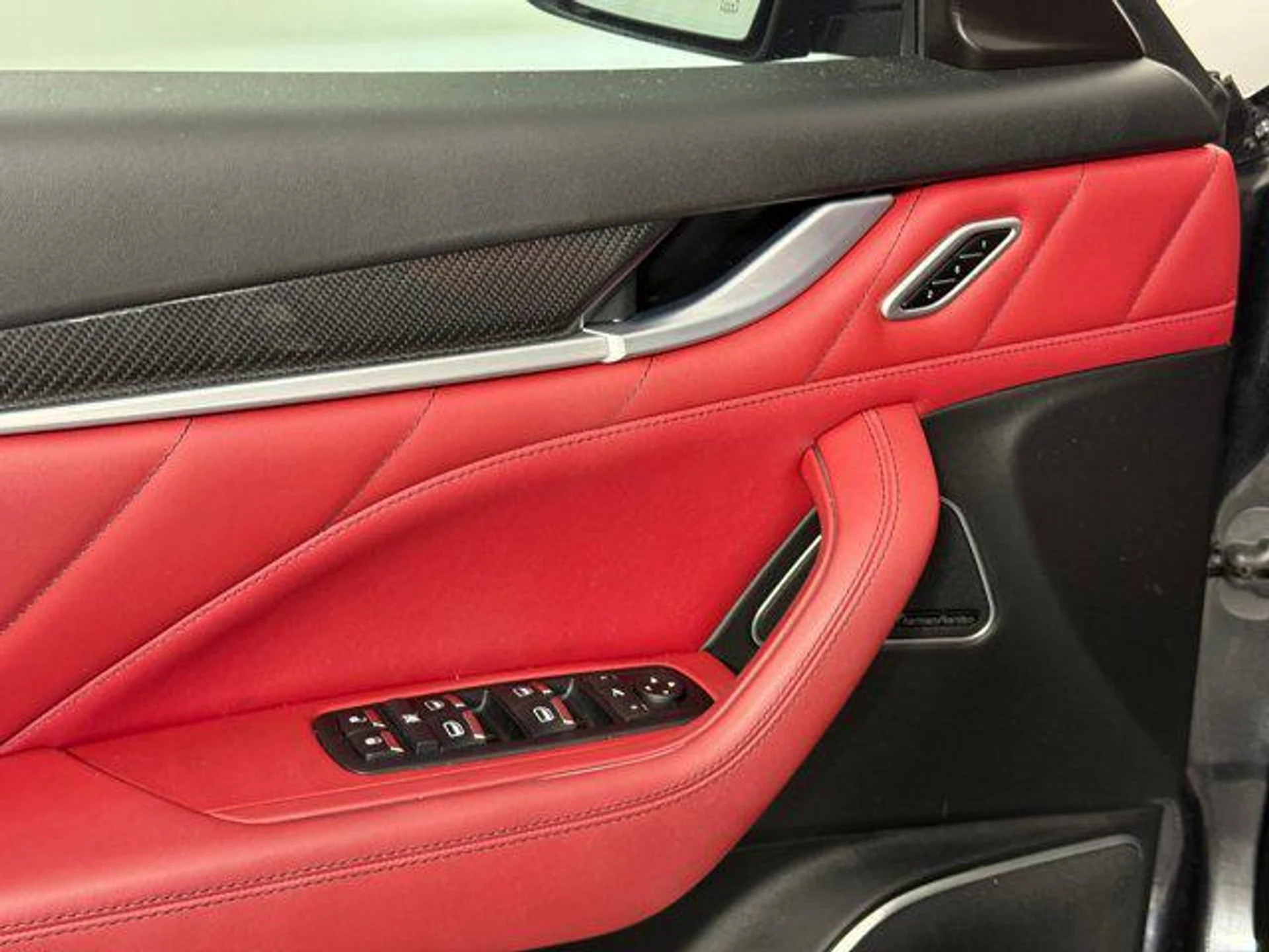 mph029_3231304157_PB_Jvs_Ag_G4z_Vtty7_J_Uq_Lc_L4_IXE_Do_110169595d