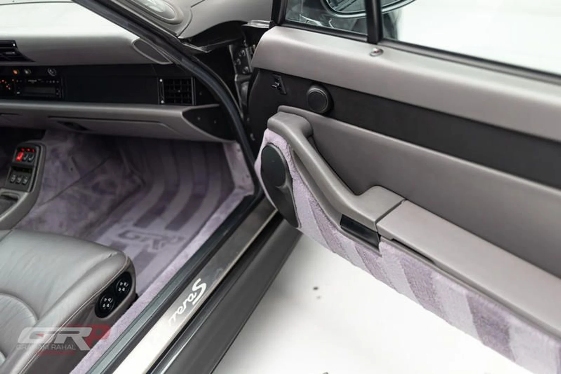 mph029_3235378439_5_D39_A9_C6_D35_E_403_D_AD_51_E29_BD_7251716_2900c15e52