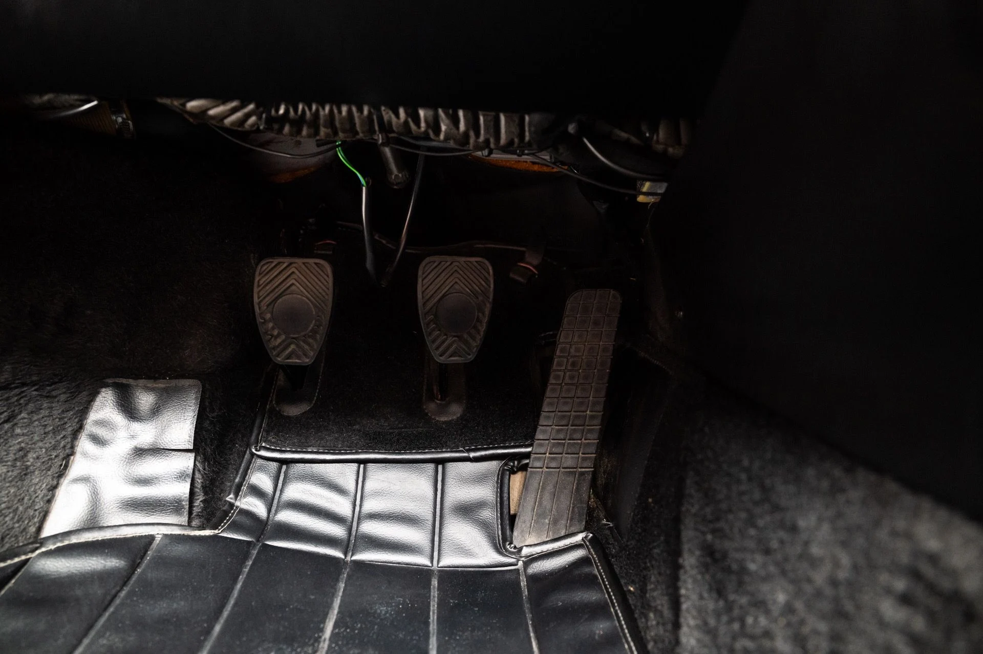 mph029_3236547621_12656_p30_l_466597b1eb