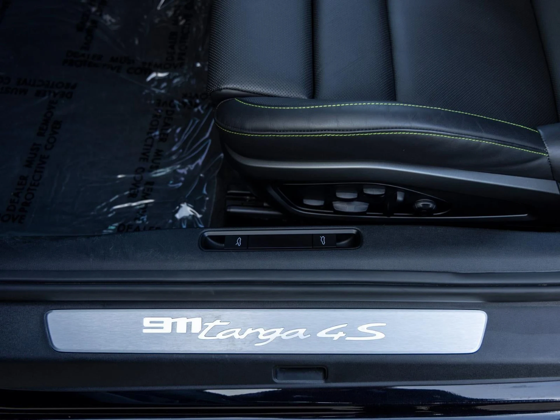 mph029_3239444715_30_726d0f19e0