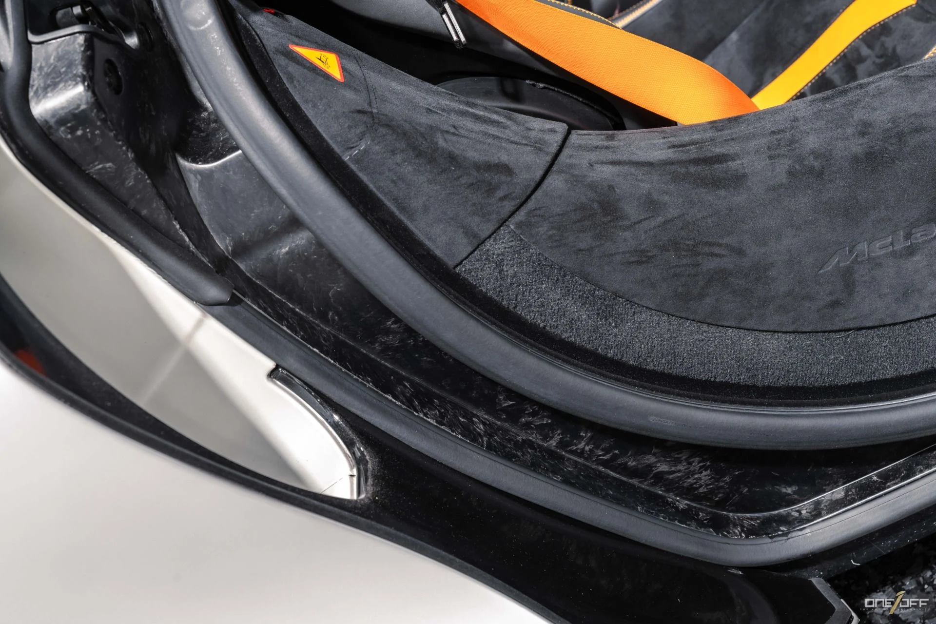 mph029_3251352793_Used_2018_Mc_Laren_720_S_Performance_Massive_360_K_MSRP_Wrapped_Matte_White_1768950620_79ba3ef98f