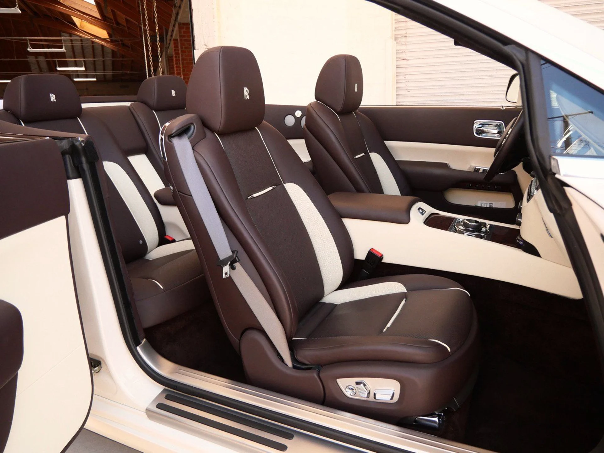 mph029_3253869801_01c5fc1a2970831a58360e0e79b817dfx_597bb86eec