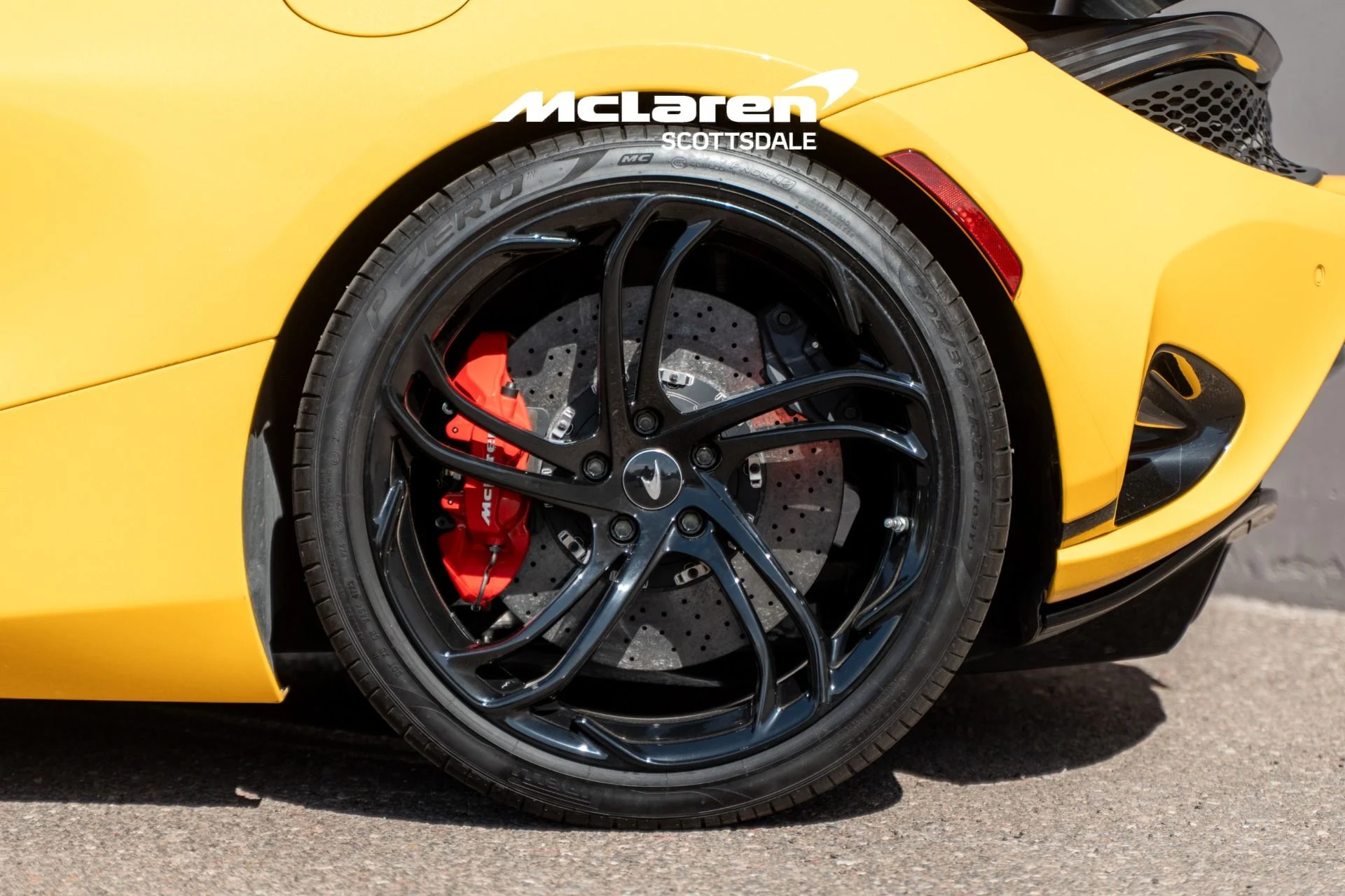 mph029_3266495893_Used_2024_MCLAREN_750_S_1777648501_1ae196979f
