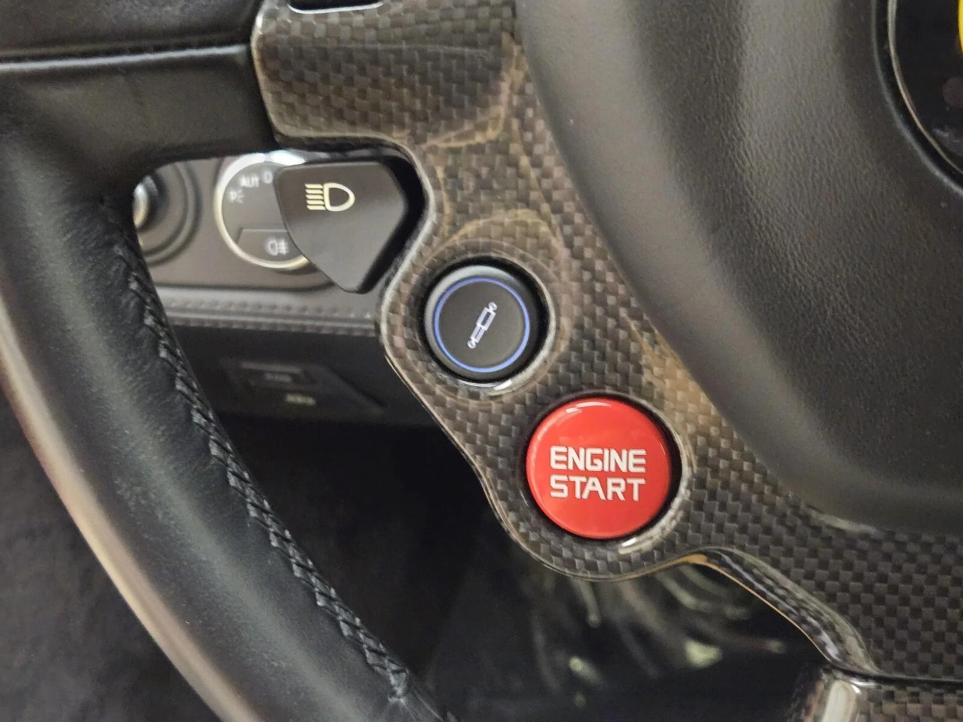 mph029_3267965091_Used_2013_Ferrari_458_Italia_1761376410_1bb7cb2db4