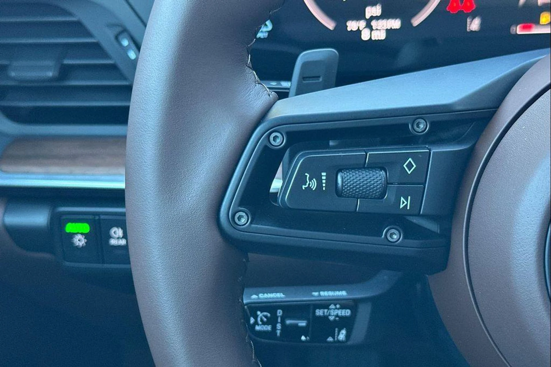 mph029_3284148657_x_OL_Ki_JSI_Zf_H_Jw_CB_Ytl_Gm_Zlua_Q_Pw_388a1bbd84