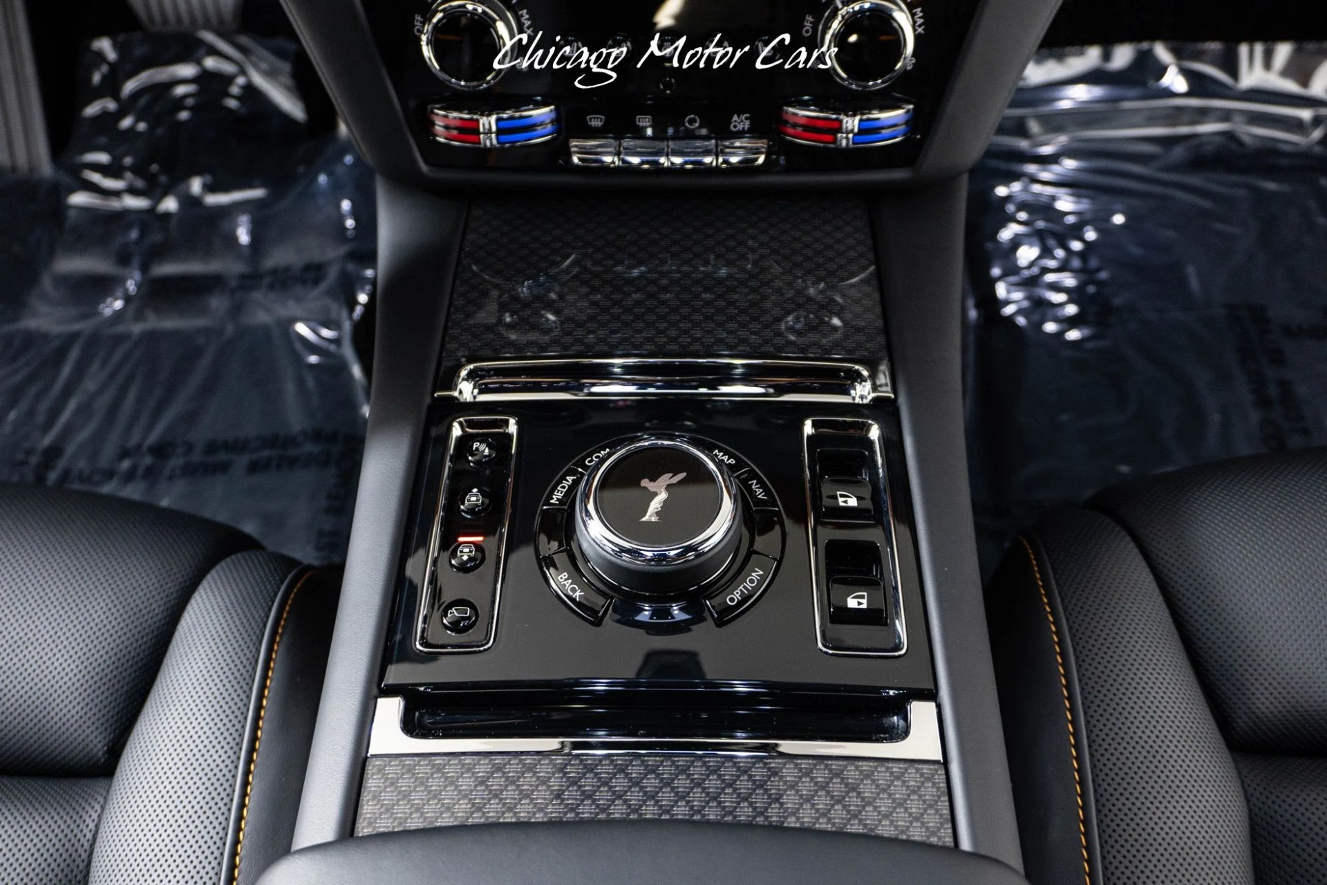 mph029_3291980720_13458_p30_l_ebd3c89b7e