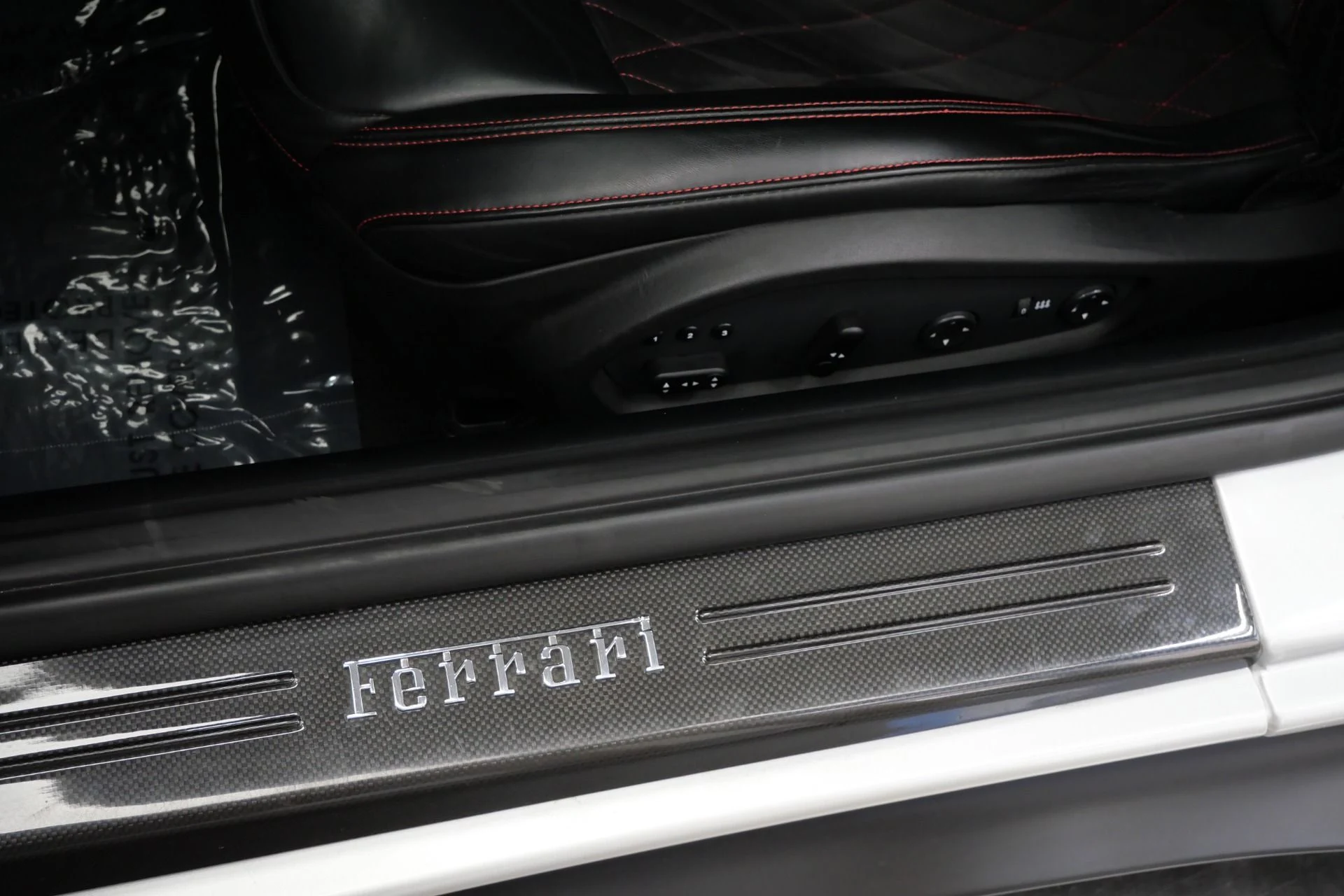 mph029_3302880739_Used_2015_Ferrari_F12berlinetta_Extensive_Interior_Carbon_Fiber_Diamond_Stitching_1790872038_158d7d5775