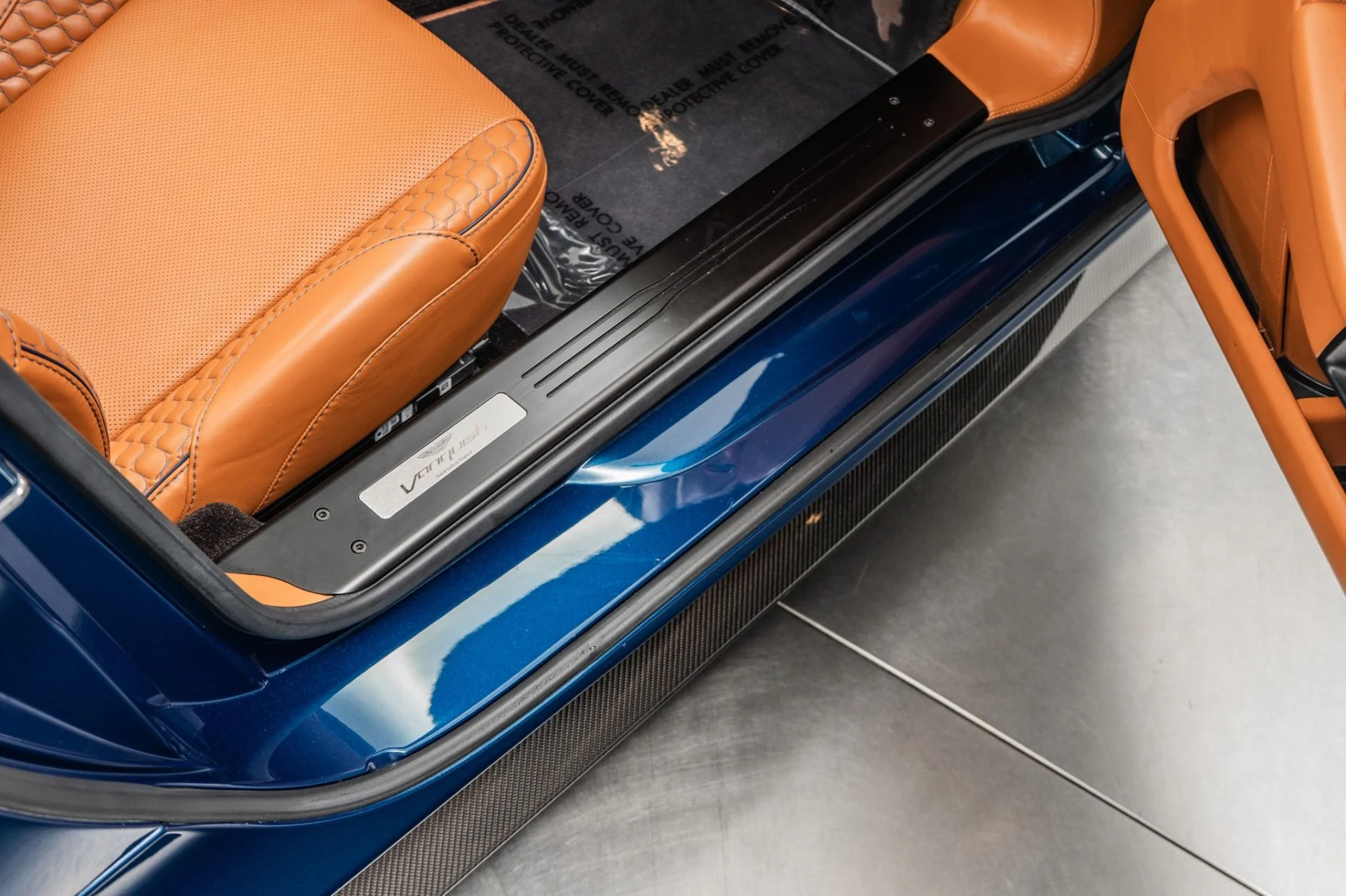 mph029_3308434048_Used_2016_Aston_Martin_Vanquish_Volante_Low_Miles_Amazing_Color_Combination_1785262307_30e75e024c
