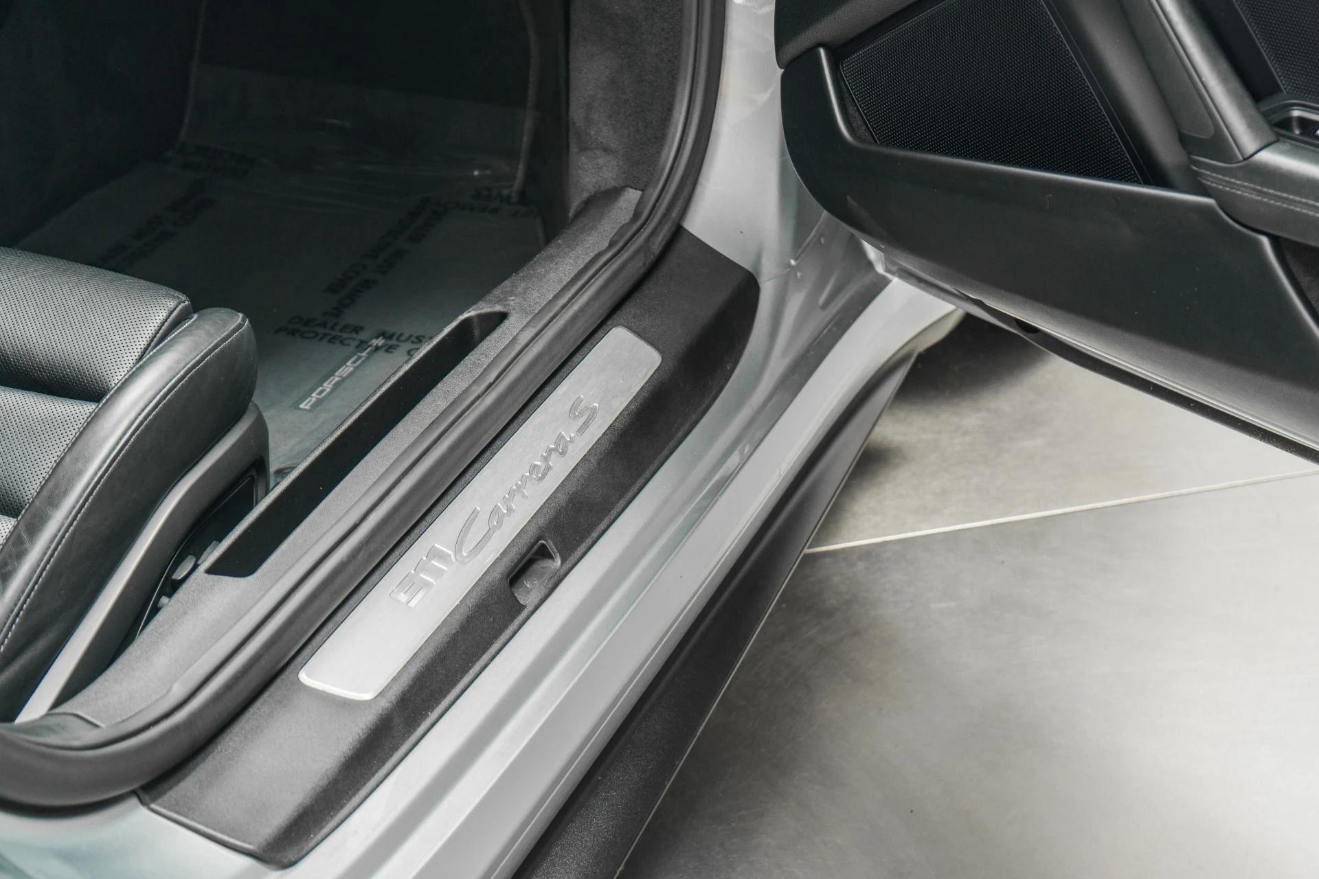 mph029_3330737052_Used_2020_Porsche_911_Carrera_S_Carbon_Ceramic_Brakes_Sport_Chrono_1767897266_736ab7295d