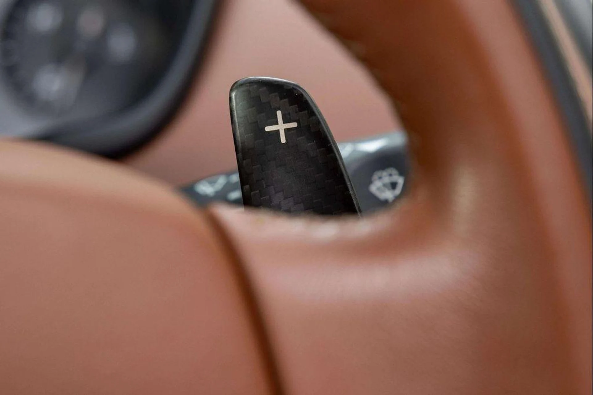 mph029_334346776_1_Y_AWG_0x_V932o_Lv_I3yy_4uybi_Vk_c519b1b60f