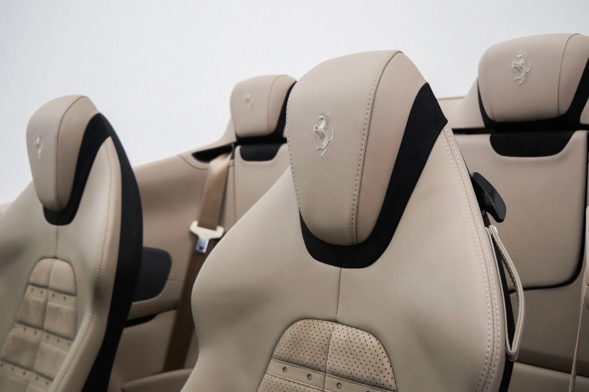 mph029_3345335316_Used_2025_Ferrari_Roma_Spider_As_New_Magneride_Suspension_Loaded_with_Tech_Options_1776957266_2ff7ee7321