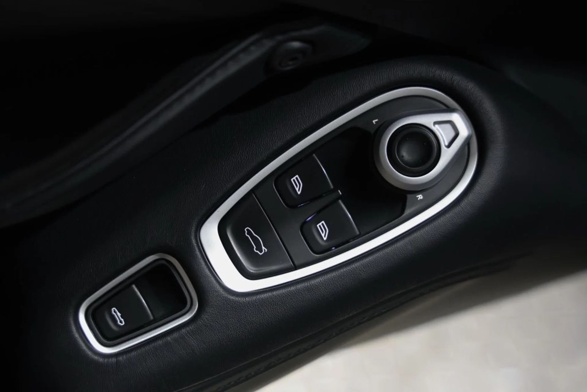 mph029_3347868063_m3czer1v9cb8q7ryom57vvj3aocr_140f9e5d53