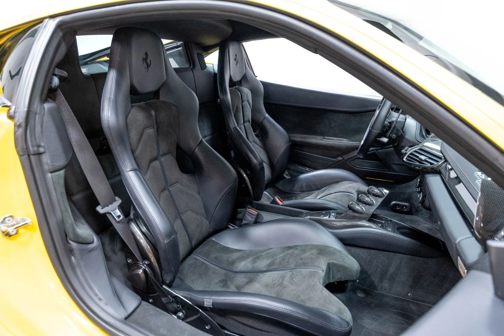 mph029_3350780686_Used_2010_Ferrari_458_Italia_1783118419_ee05954f83