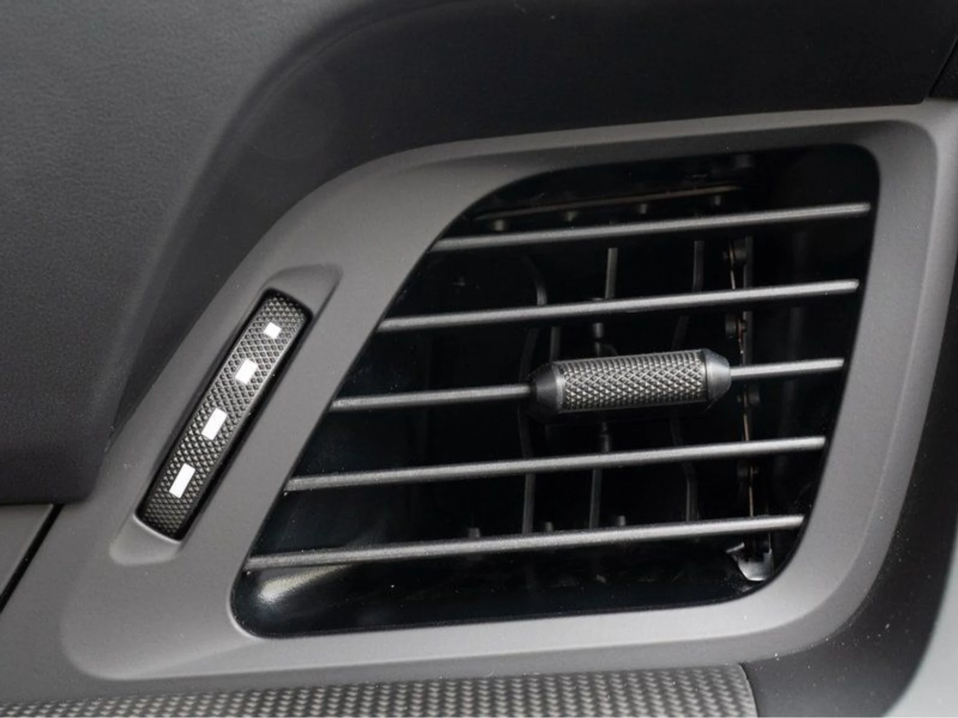 mph029_3355677115_38137584_05116_e1fa7257e846f8d01c08f02886547074_5be386bdc0