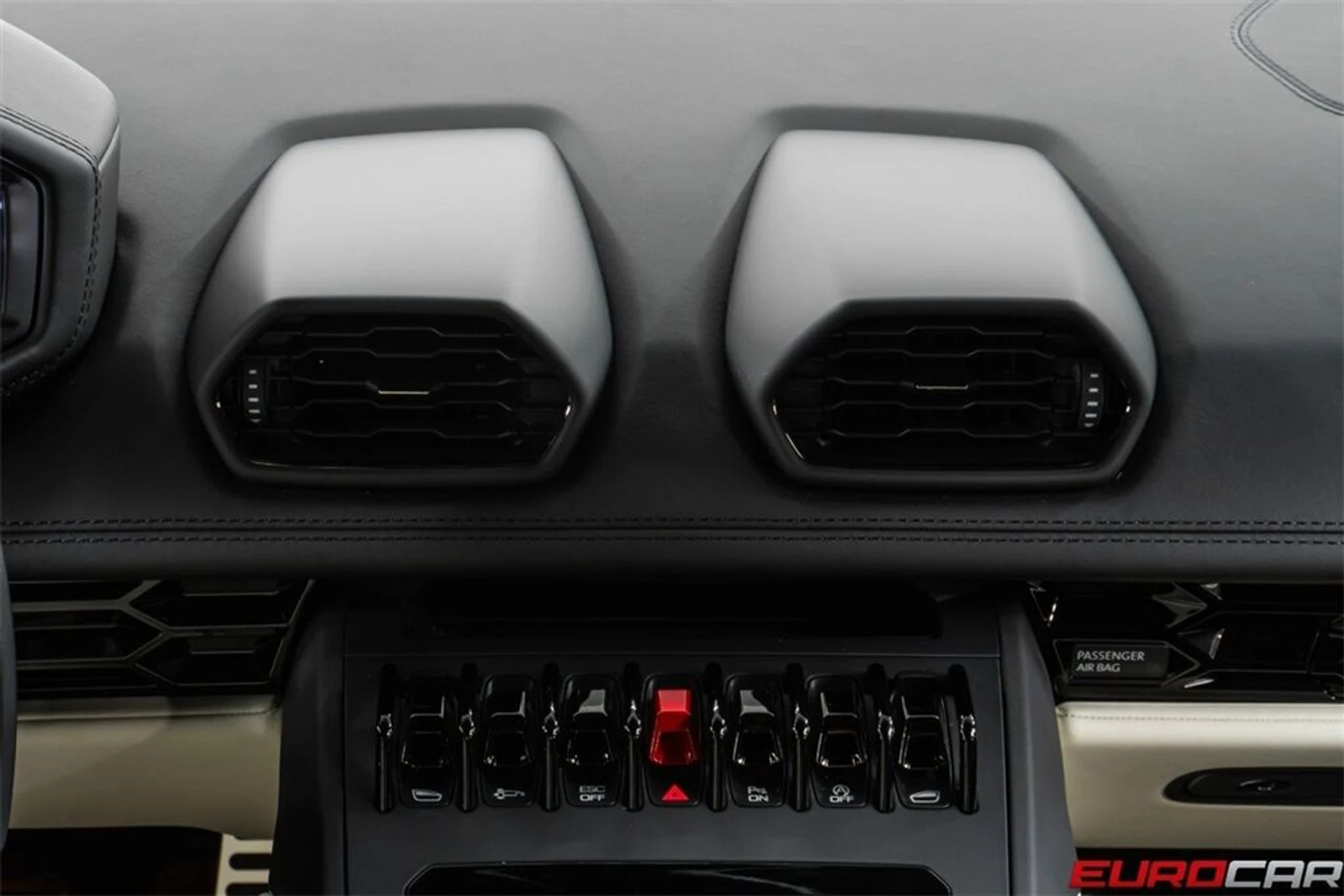 mph029_3356308625_image_30_5ed6df89ba