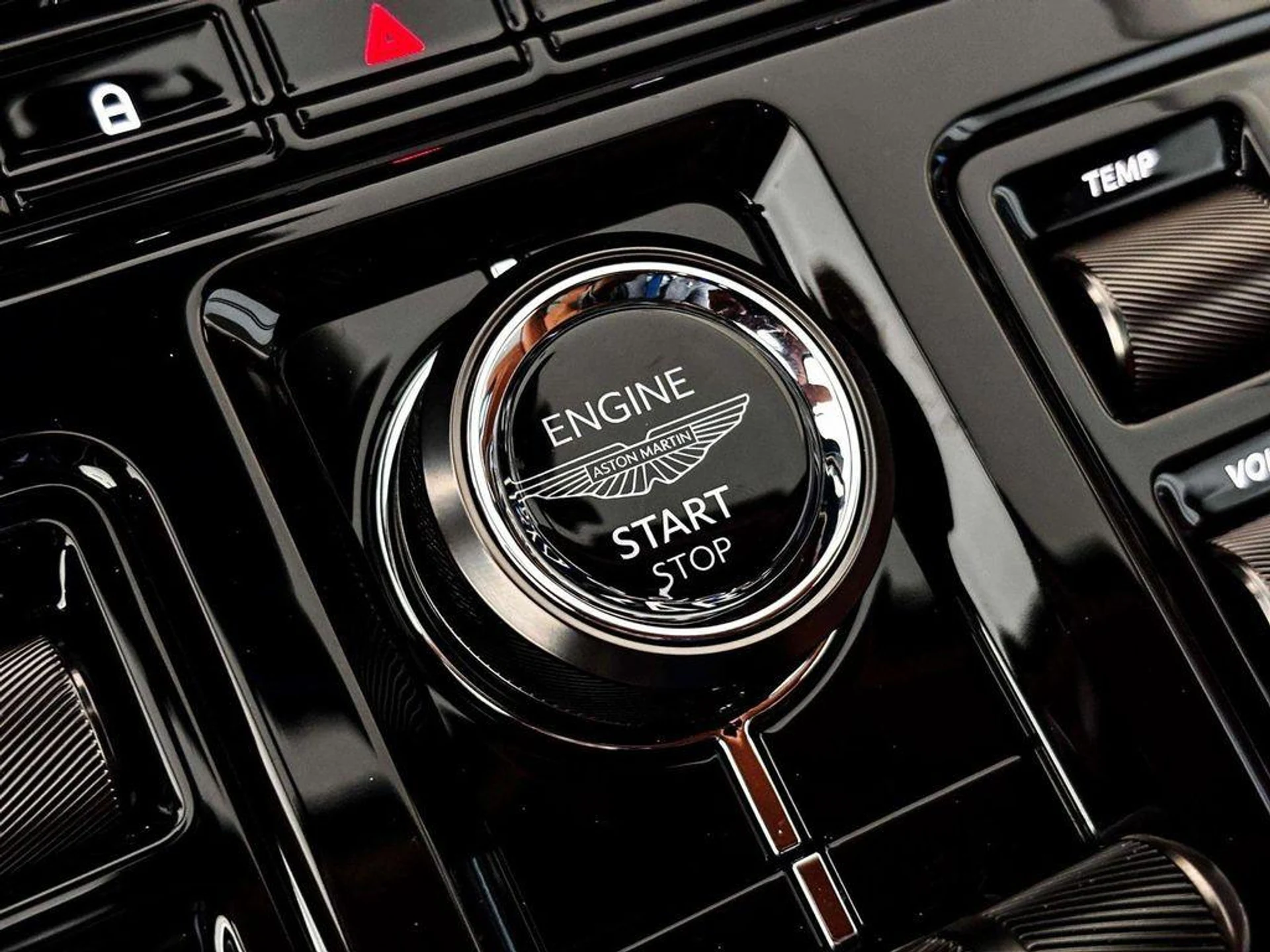 mph029_3358326359_ng7fy_HXI_8_Cy25o_Mrs_TPAHY_3_TP_Zo_34bd622b62