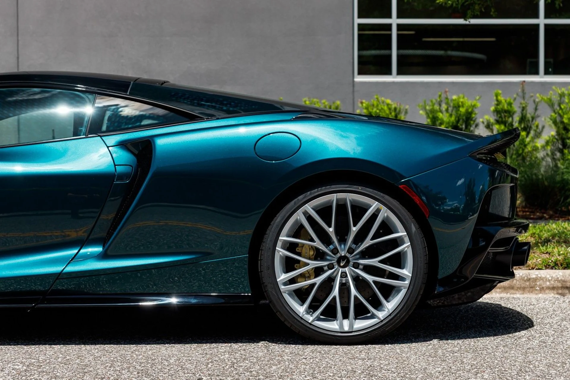 mph029_3358583144_672_p30_l_a14a62ee10