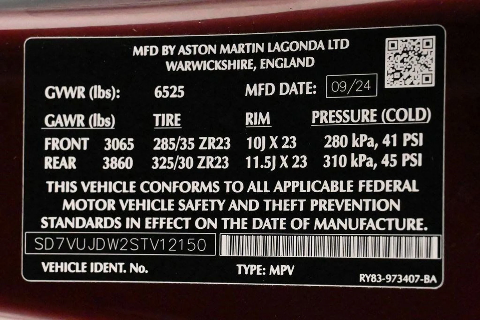 mph029_3365448191_new_2025_aston_martin_dbx_707awd_11350_22854858_29_1024_08a6f4eadc