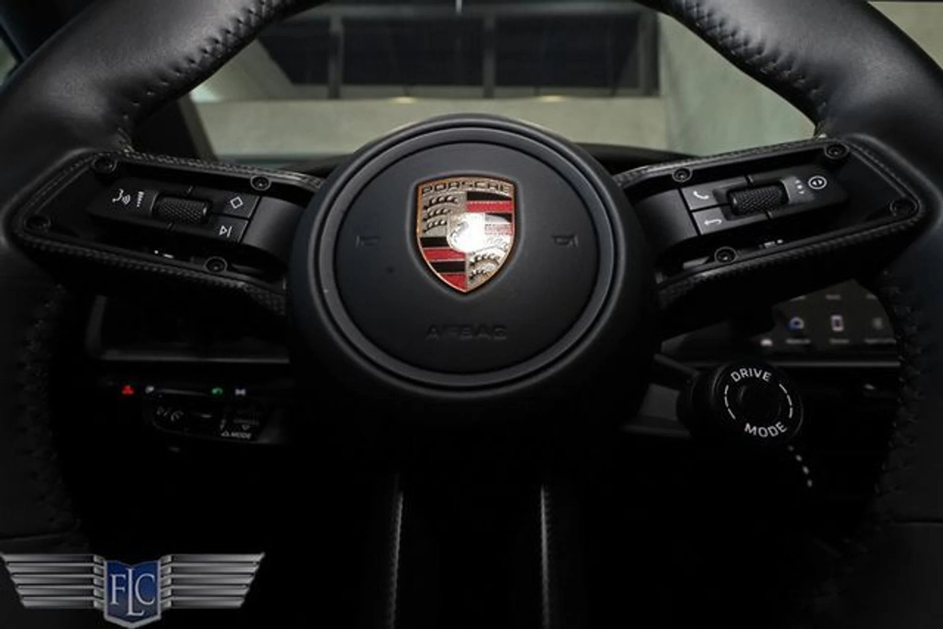 mph029_3366958559_used_2025_porsche_911_turboscabriolet_9689_23063481_34_640_6be22eb2dc