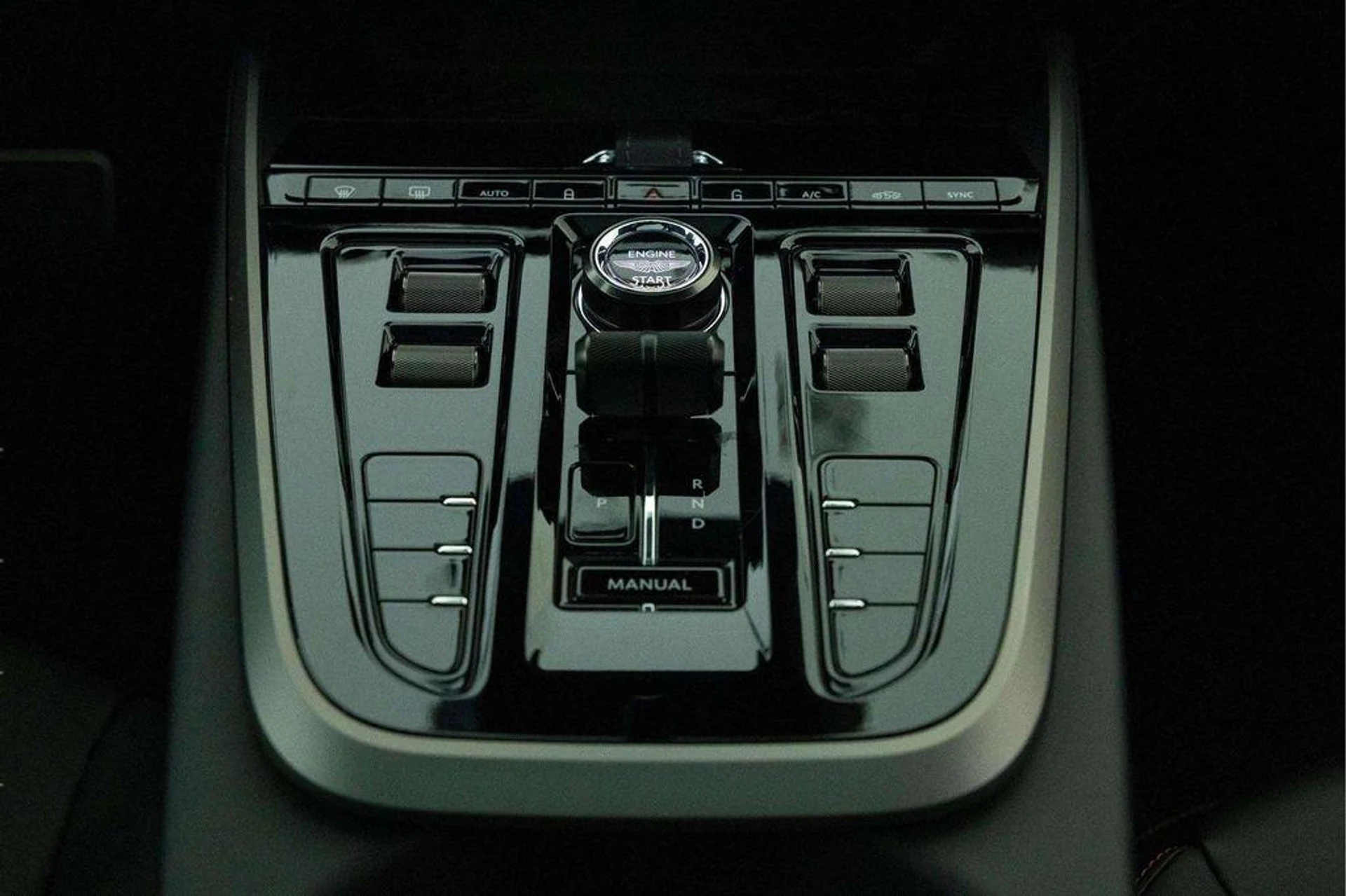 mph029_3373819840_cvc0k3_Lix_H8dwgzsb_Qx_L_G_In5d8_5b508fa196