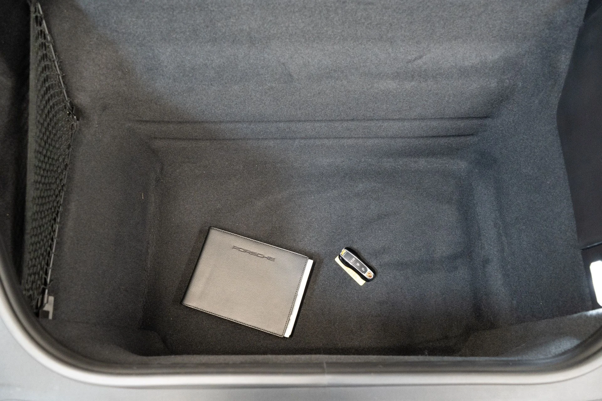 mph029_337623016_Used_2022_Porsche_911_GT_3_1766000924_aedd12d6f1