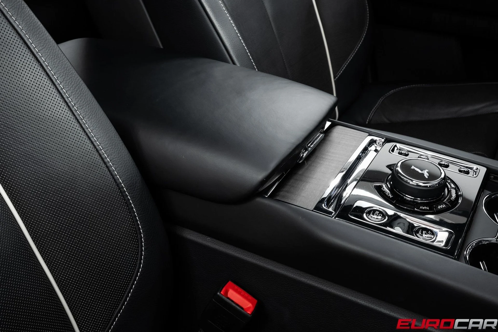 mph029_3384023082_image_30_4f771c8164