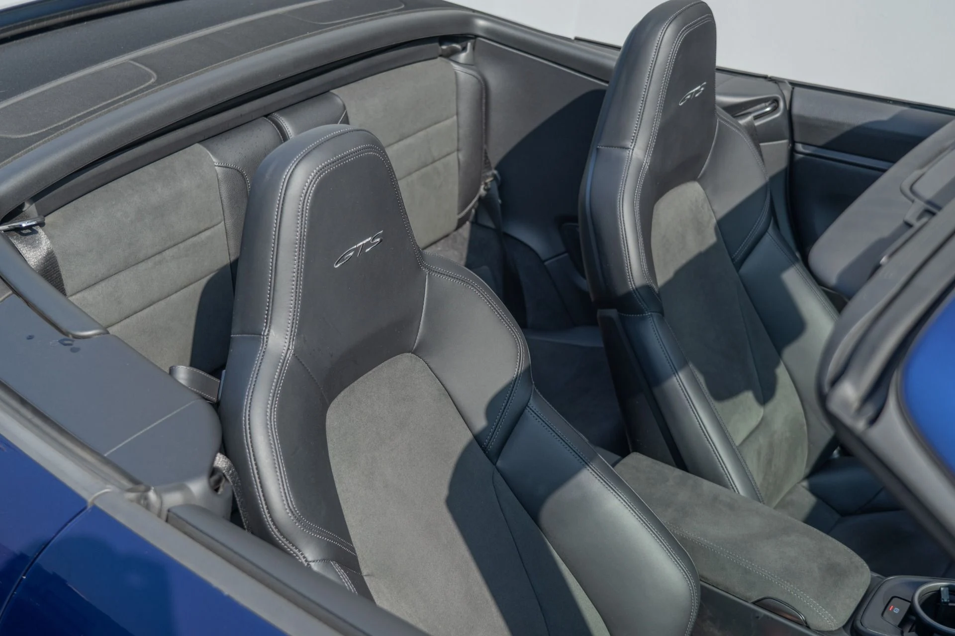 mph029_3385653265_Used_2024_Porsche_911_Carrera_GTS_1761603170_d2c37b6ffb