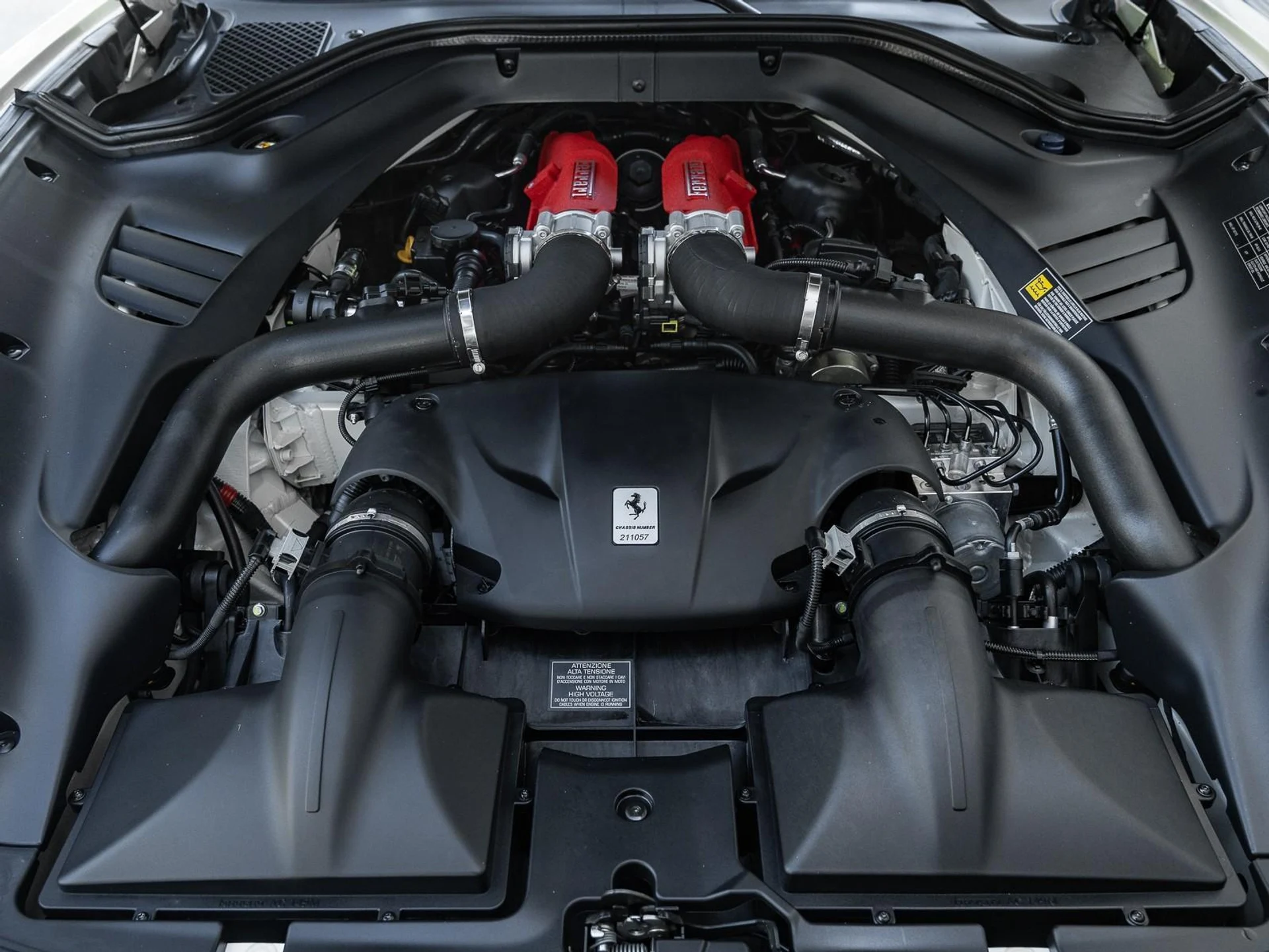 mph029_3387516882_Used_2015_Ferrari_California_T_1758132684_041a5c57e3