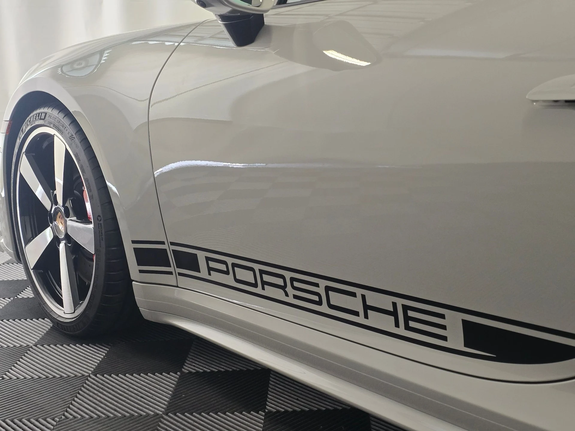 mph029_3391825293_7fbed8c1c483af5e0cbf3af8d9b6315ax_bb912f68f6