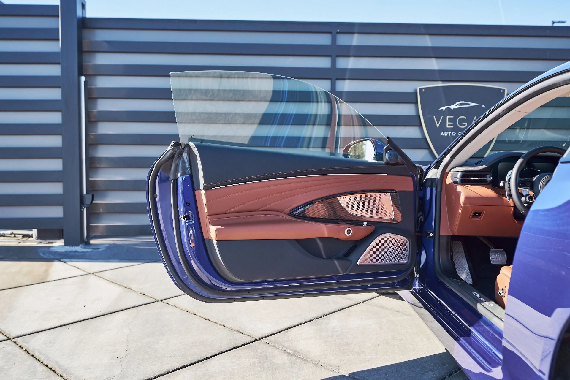 mph029_3399667970_Used_2024_Maserati_Gran_Turismo_Modena_1764124053_b99c3f2907