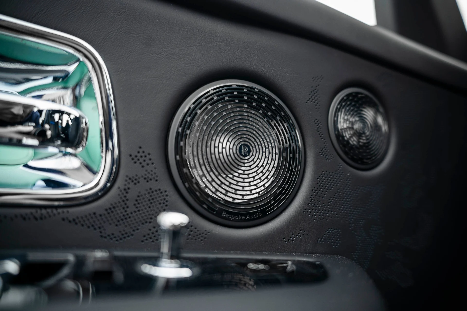 mph029_3399723321_ddde8a1ad35046e3afd0a0d5b70dc83f_0601d1f5d7