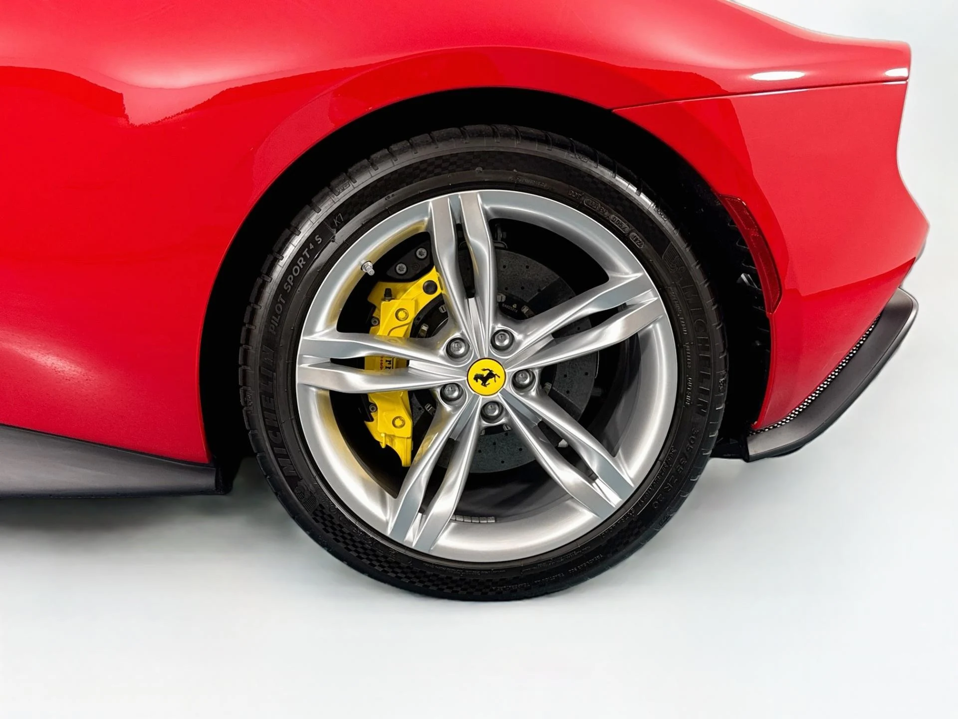 mph029_3414714991_Used_2024_Ferrari_296_GTS_1791318668_d5b7865576