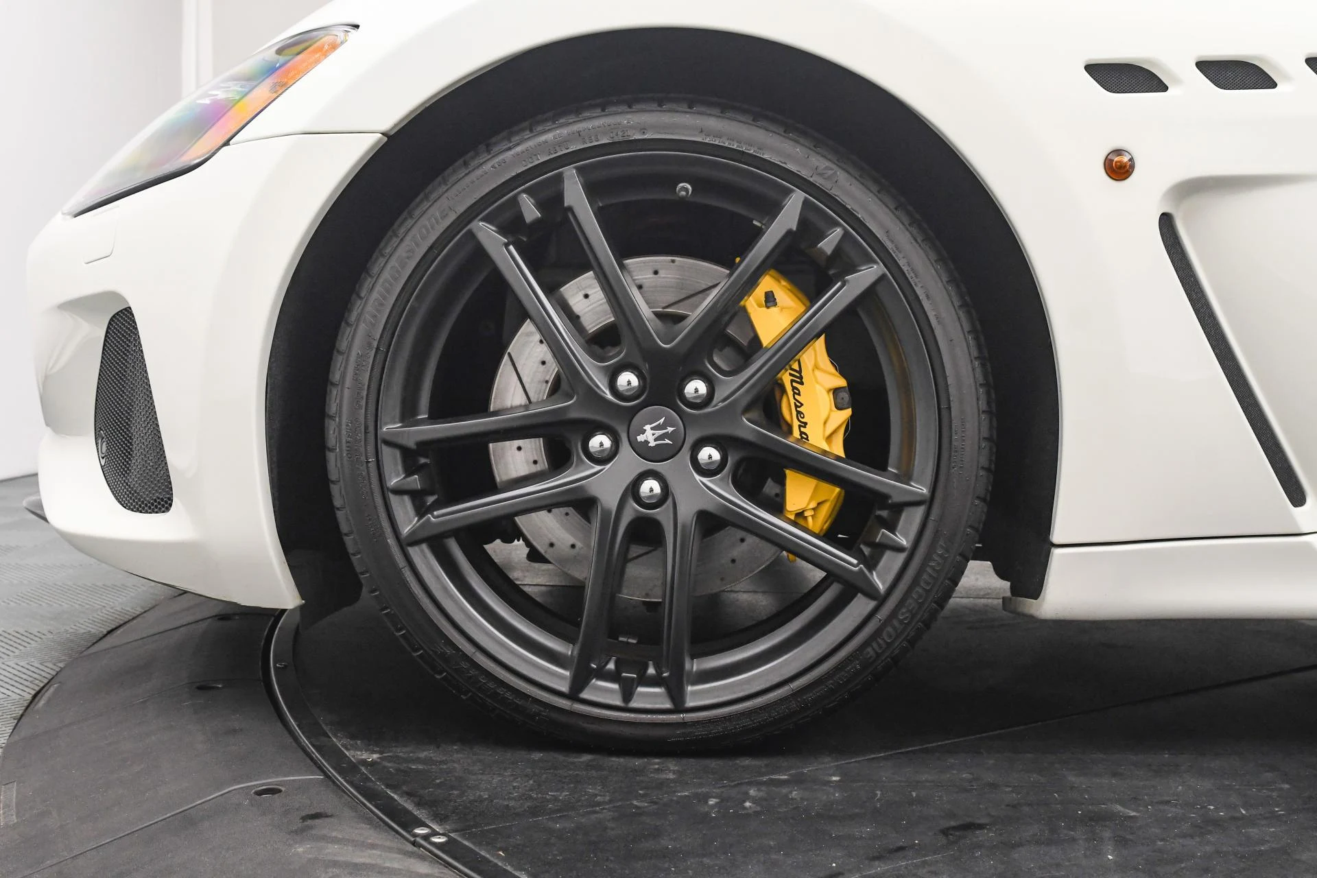 mph029_342009666_Used_2018_Maserati_Gran_Turismo_Convertible_MC_1755159380_2ad4d287ad