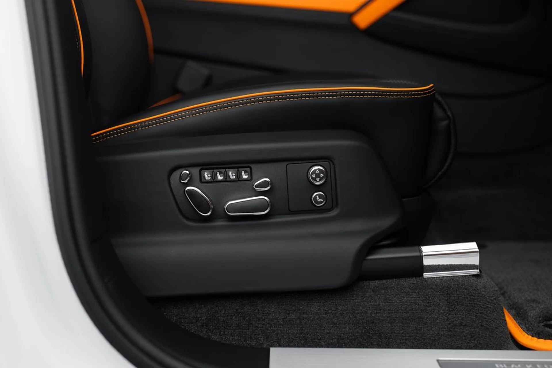 mph029_3422625943_0bb9b158dc72eb9eced6b409a5cc5df4x_af40bef007