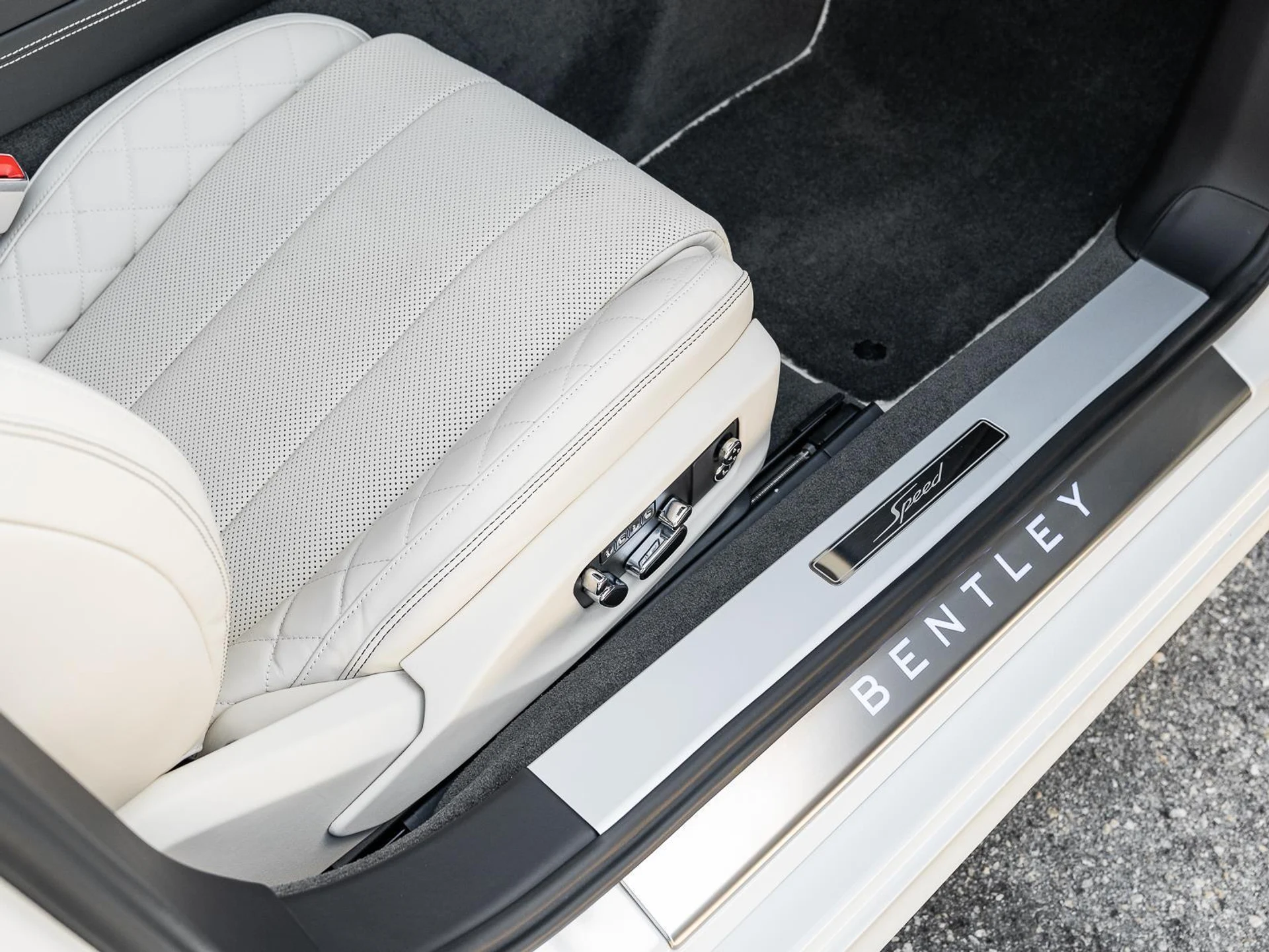 mph029_3424176796_Used_2022_Bentley_Continental_GT_Speed_1780952652_61568b5535