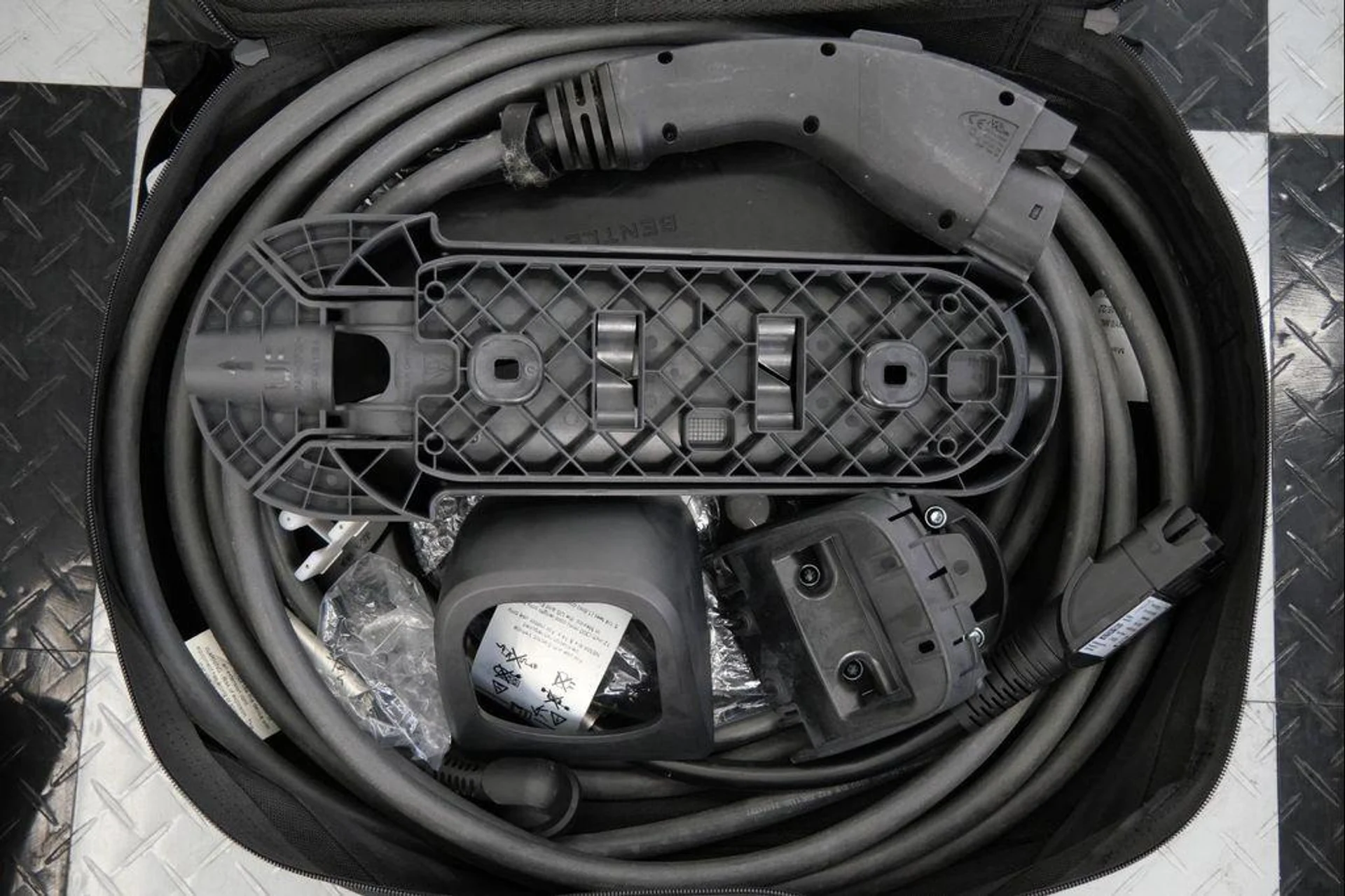 mph029_3447309779_9y2_DO_4_Ww8_D_Fvuiyr_Nr_Fp1dhs5wc_a1274fd1a2