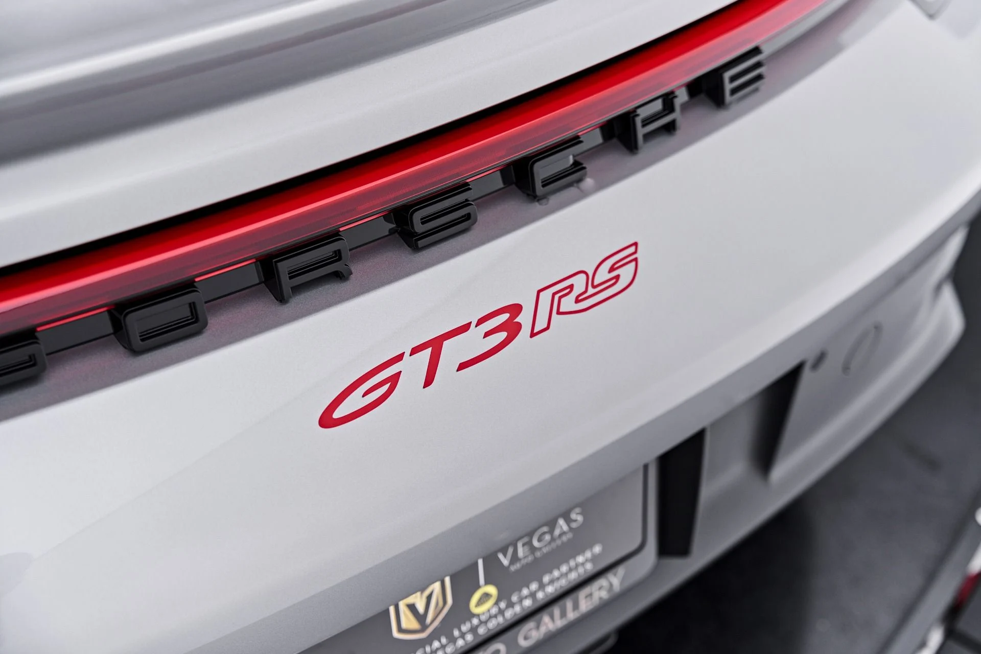 mph029_3449505463_Used_2025_Porsche_911_GT_3_RS_1790467673_9b3fd4152d