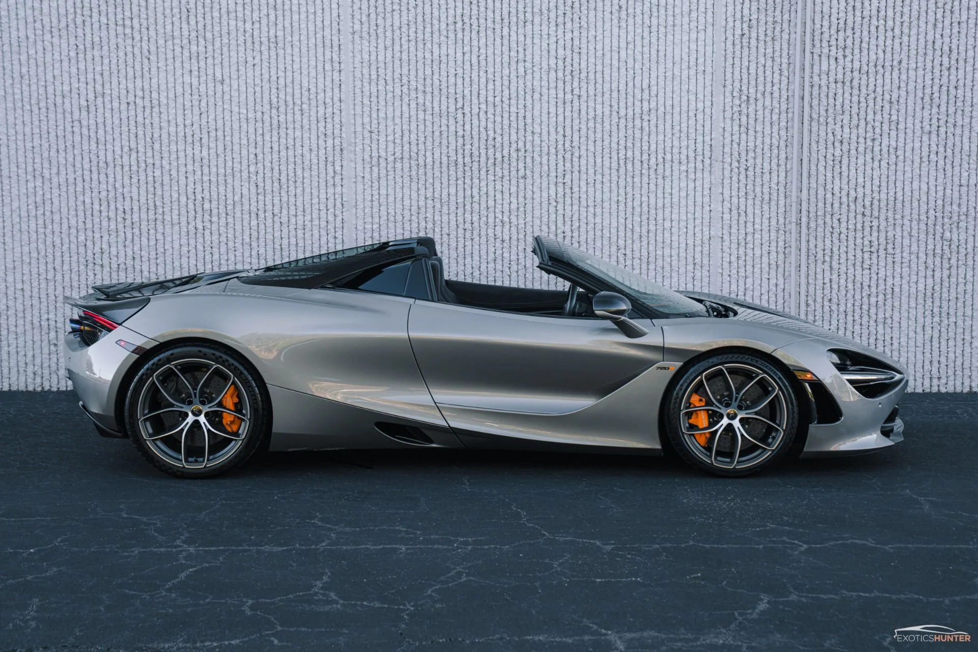mph029_3451911281_Used_2020_Mc_Laren_720_S_Spider_Luxury_w_RYFT_Exhaust_Wing_MSO_Black_Pack_Carbon_1758499622_127aa42fbd