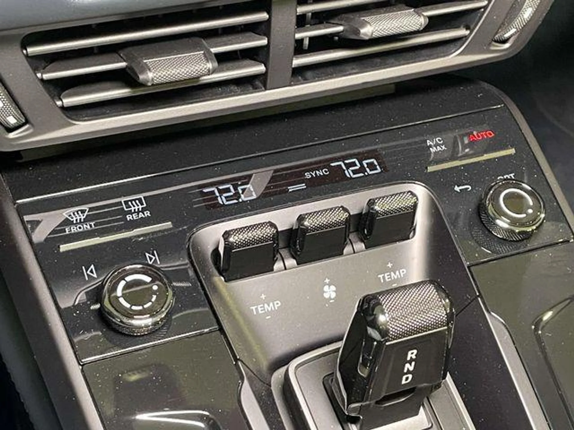 mph029_3460624668_Vn_Y2_XHKM_3uktx4c_TKI_0_Funv_Utdo_2f63589478