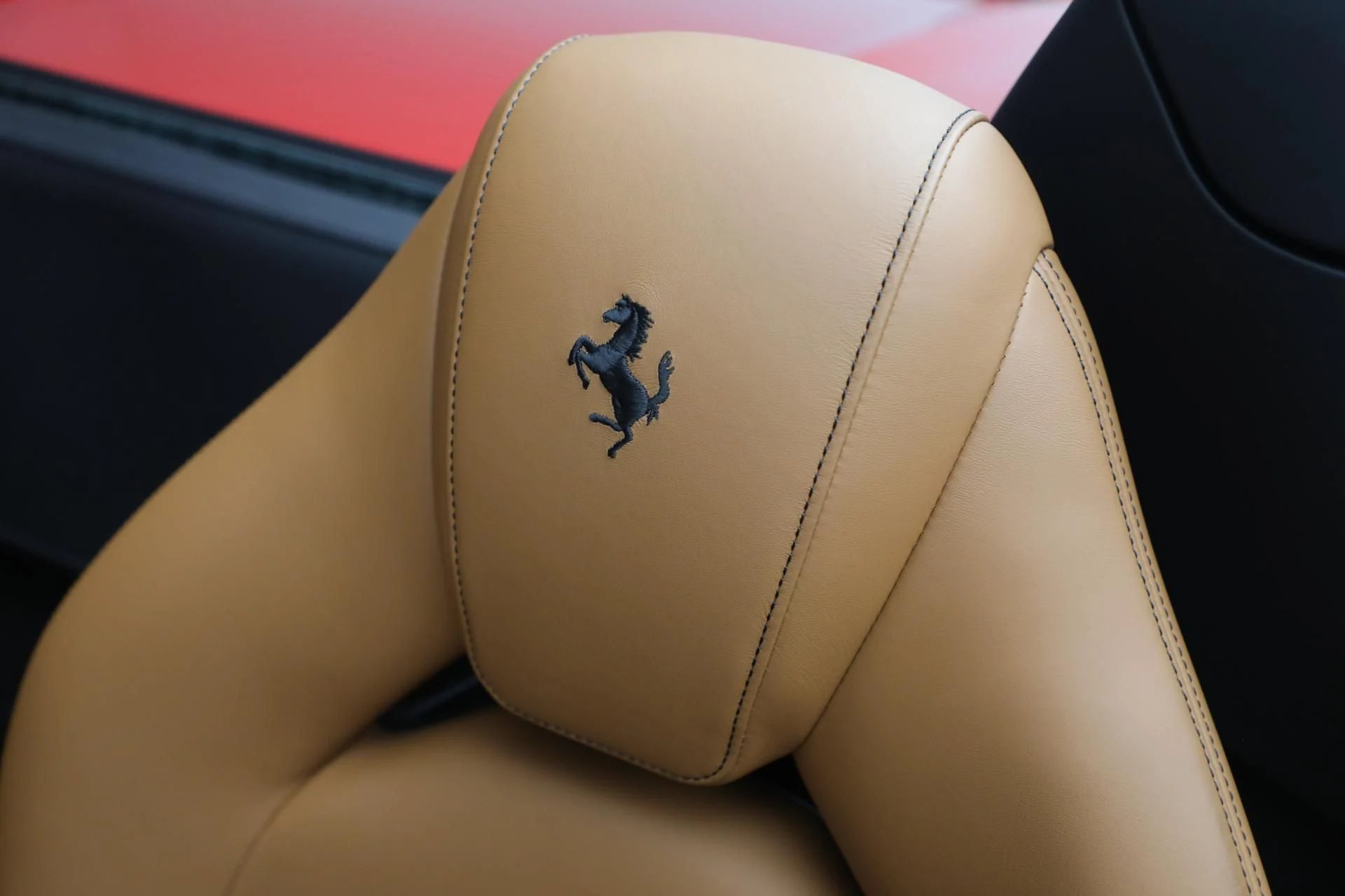 mph029_3469742483_Used_2018_Ferrari_488_Spider_bfb2eecaca