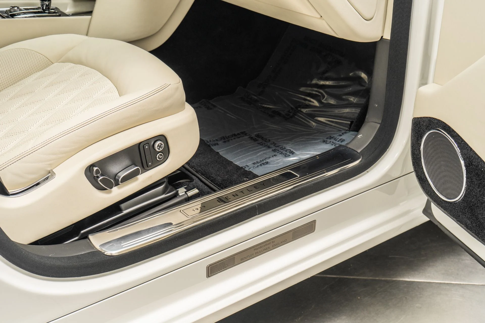 mph029_3482210524_Used_2020_Bentley_Mulsanne_1761600873_2288bf0f27