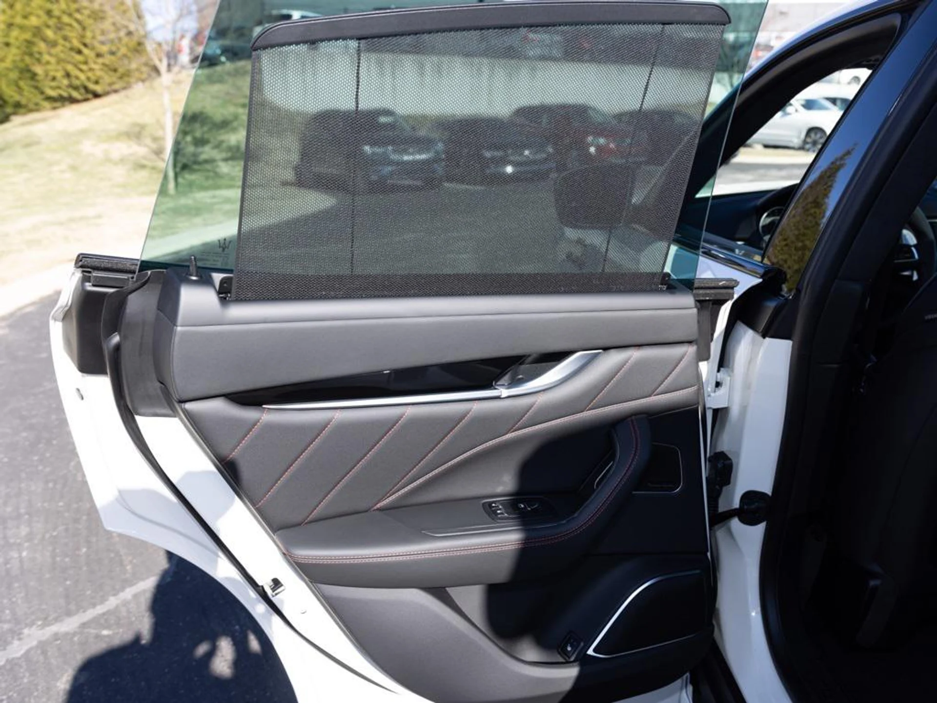 mph029_3486232299_481733642_693e4b75892601e31d6bba41_9231e715ff