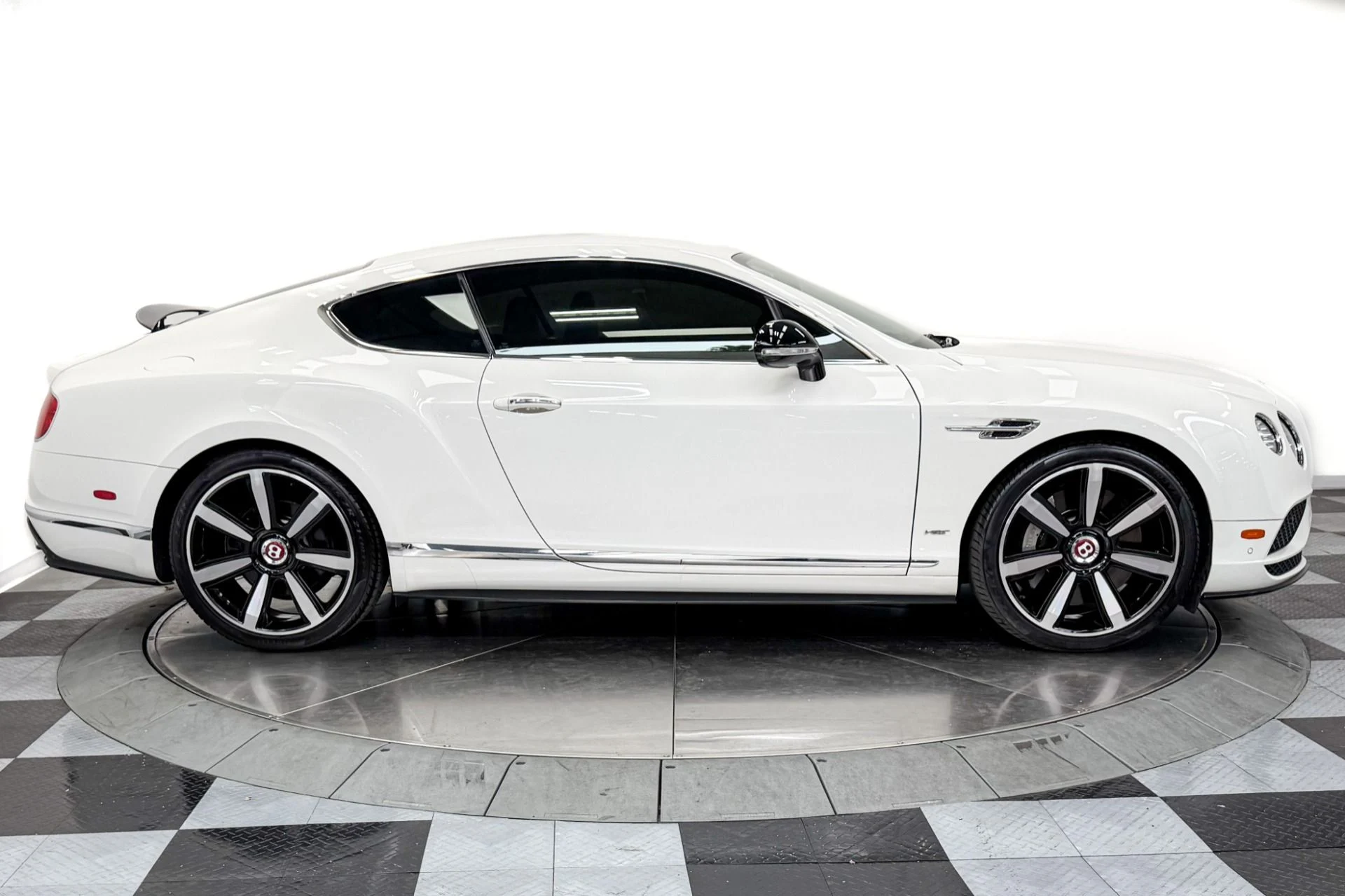 mph029_3496625756_Used_2016_Bentley_Continental_GT_V8_S_Mulliner_Driving_Specification_Two_Tone_Interior_Interior_1782240717_02da7f1ff1