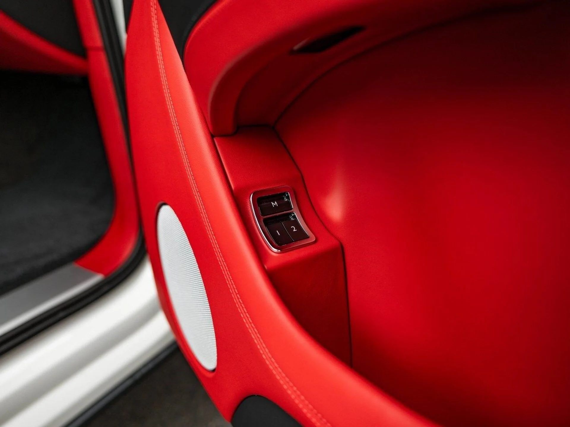 mph029_3500679537_51e1ef38371a0c00ee8efef04a064ee7x_ee83ac8451